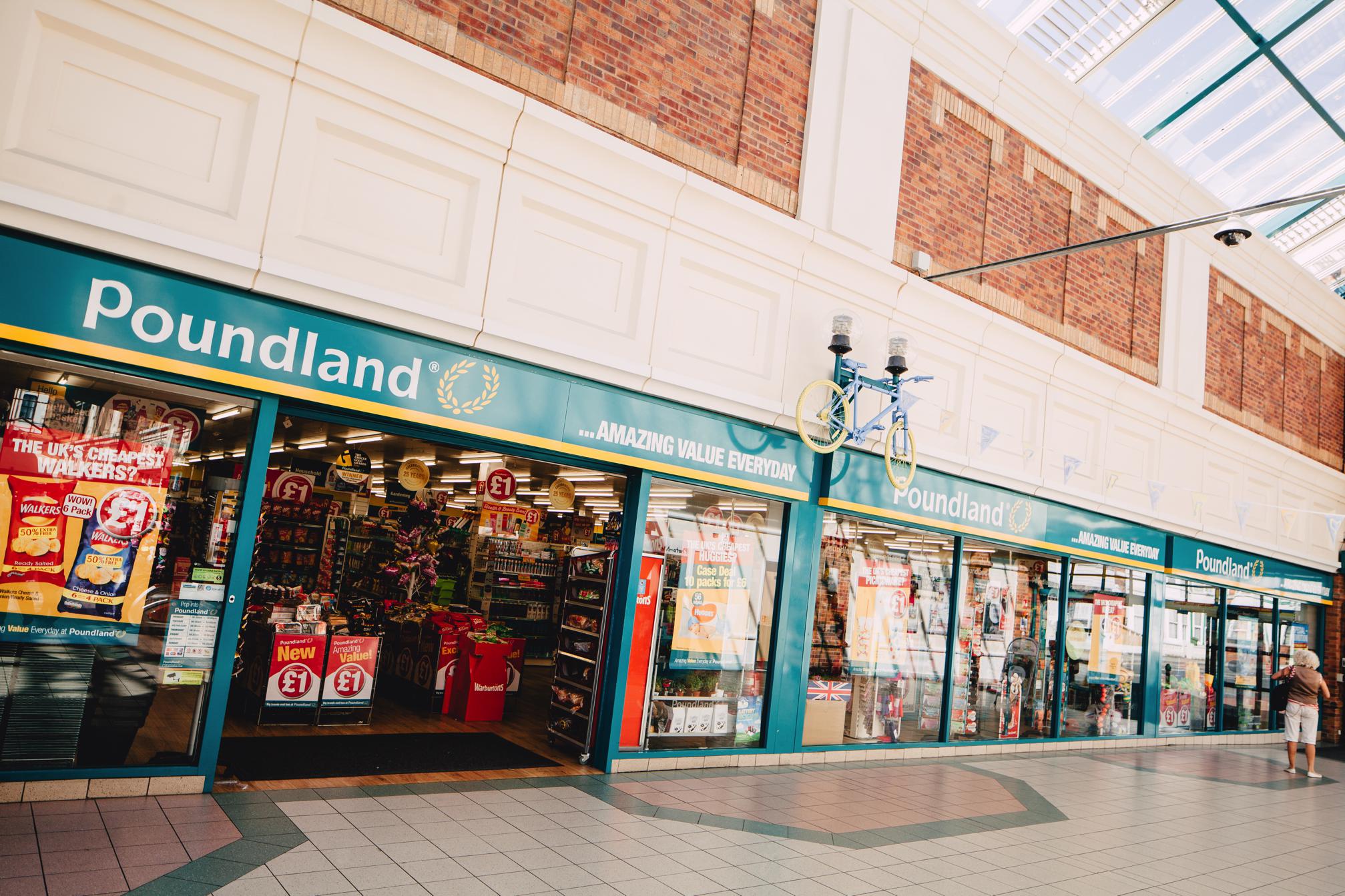 The shopping centre is very good place to visit plenty of things to see my only concern is that when I visited yesterday the man on the sky stand asked me if I wanted sky I said no thanks just to be polite but he asked me again telling me what great service they do again I said no thank you he tried a 3rd time I said no means no and walked away shame as that's 1 minutes spoilt what was a /5(43).